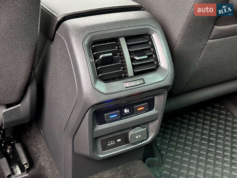 Внедорожник / Кроссовер Volkswagen Tiguan 2020 в Тернополе