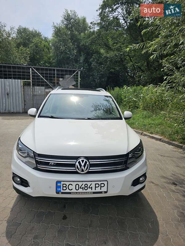 Внедорожник / Кроссовер Volkswagen Tiguan 2011 в Львове