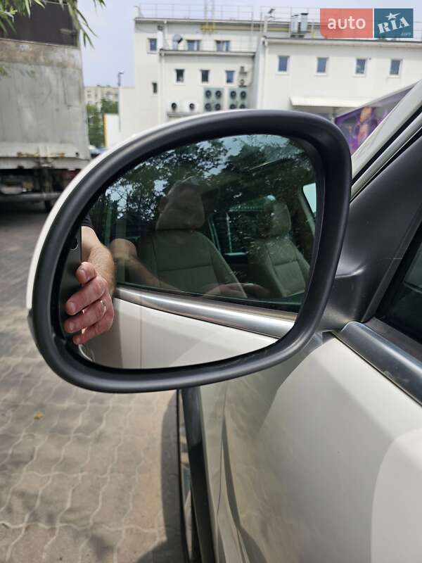 Внедорожник / Кроссовер Volkswagen Tiguan 2011 в Львове