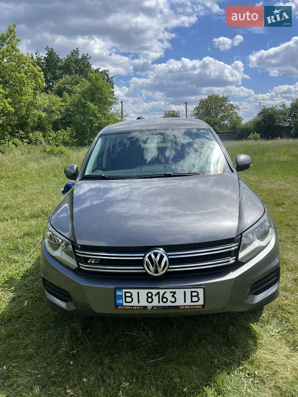Внедорожник / Кроссовер Volkswagen Tiguan 2014 в Полтаве