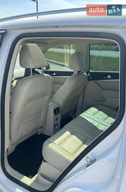 Внедорожник / Кроссовер Volkswagen Tiguan 2012 в 
