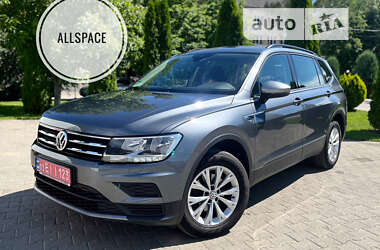 Позашляховик / Кросовер Volkswagen Tiguan 2019 в Чернівцях