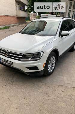 Позашляховик / Кросовер Volkswagen Tiguan 2018 в Києві