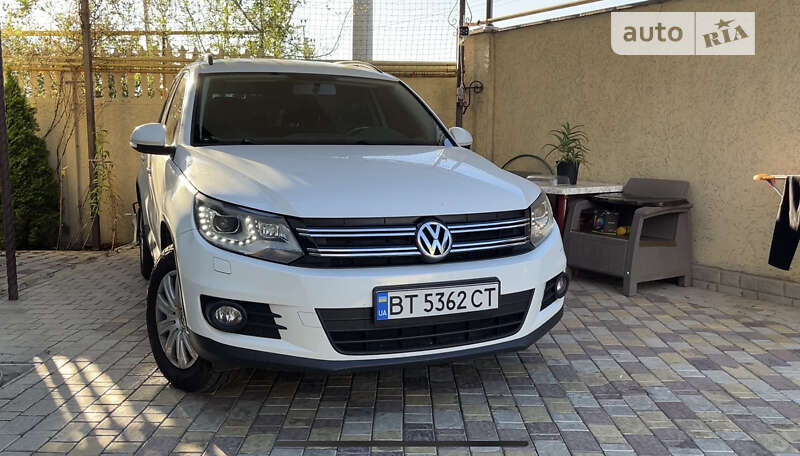 Позашляховик / Кросовер Volkswagen Tiguan 2014 в Одесі