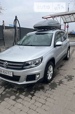 Позашляховик / Кросовер Volkswagen Tiguan 2015 в Дніпрі