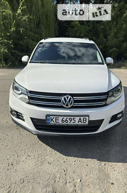 Позашляховик / Кросовер Volkswagen Tiguan 2013 в Дніпрі