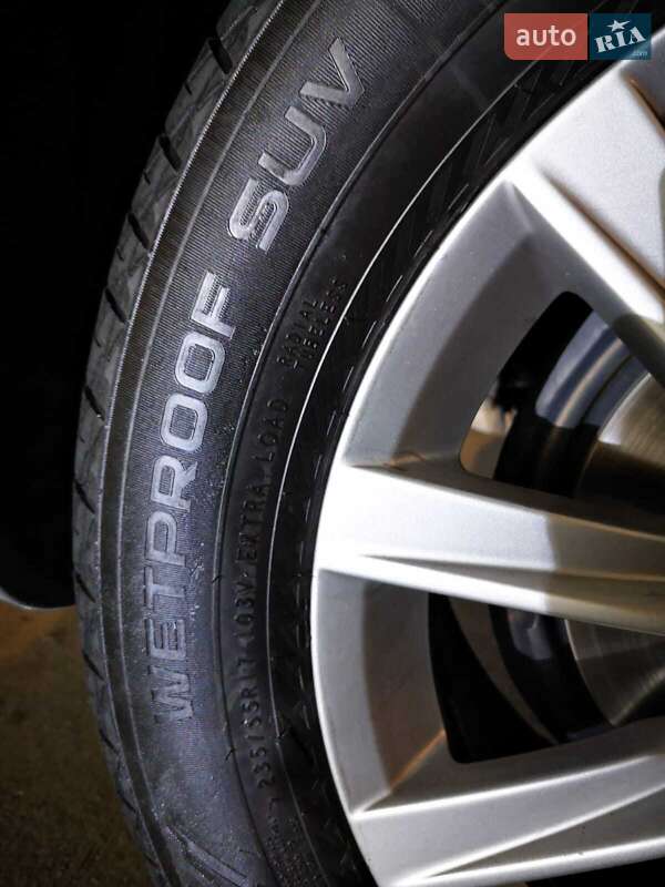 Внедорожник / Кроссовер Volkswagen Tiguan 2012 в Киеве