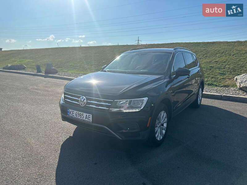 Внедорожник / Кроссовер Volkswagen Tiguan 2019 в Днепре