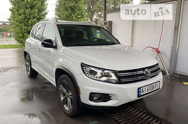 Позашляховик / Кросовер Volkswagen Tiguan 2017 в Києві