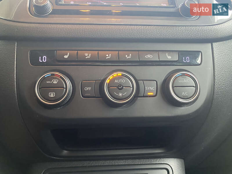 Внедорожник / Кроссовер Volkswagen Tiguan 2017 в Киеве фото 19 Внедорожник / Кроссовер Volkswagen Tiguan 2017 в Киеве