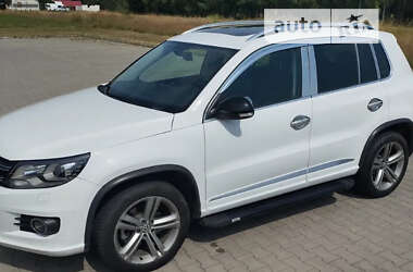 Внедорожник / Кроссовер Volkswagen Tiguan 2016 в Ивано-Франковске