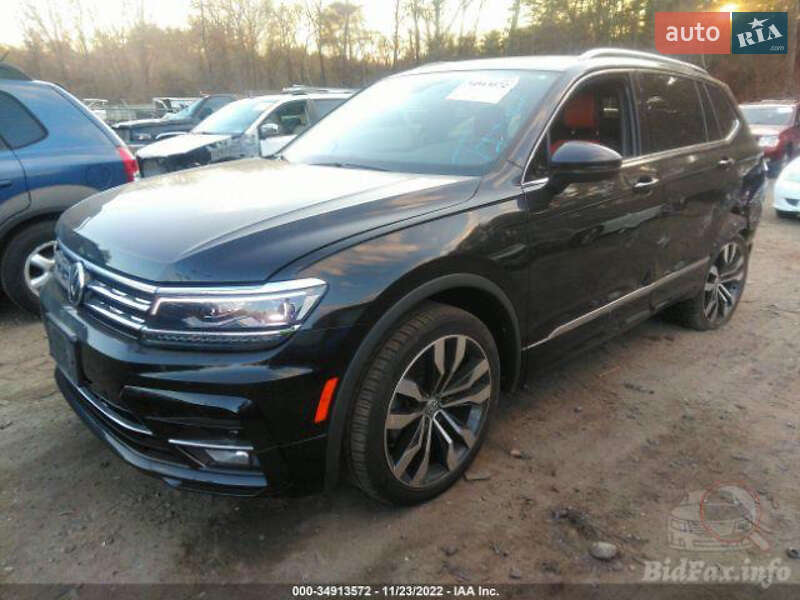 Внедорожник / Кроссовер Volkswagen Tiguan 2018 в Тернополе