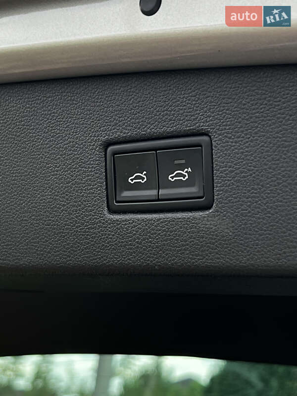 Внедорожник / Кроссовер Volkswagen Tiguan 2018 в Ровно