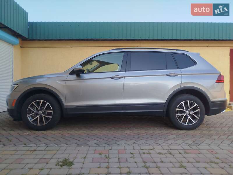 Внедорожник / Кроссовер Volkswagen Tiguan 2021 в Шполе