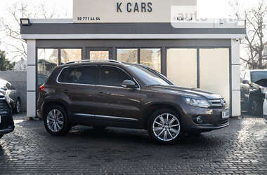 Внедорожник / Кроссовер Volkswagen Tiguan 2013 в Одессе