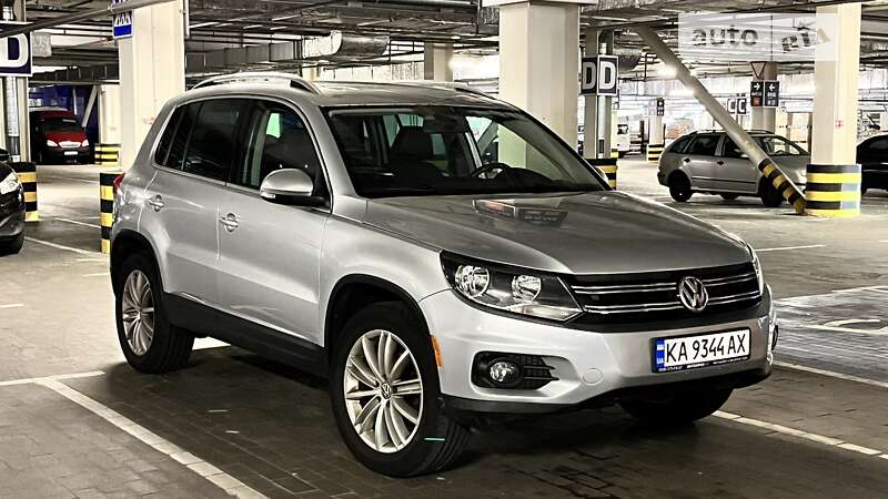 Внедорожник / Кроссовер Volkswagen Tiguan 2012 в Киеве