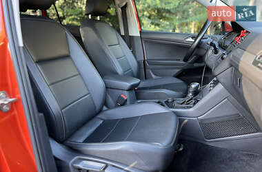 Внедорожник / Кроссовер Volkswagen Tiguan 2019 в 