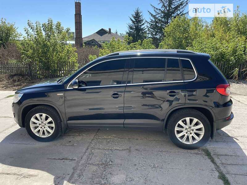 Позашляховик / Кросовер Volkswagen Tiguan 2009 в Піщанці