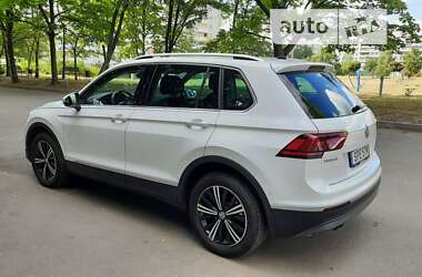 Внедорожник / Кроссовер Volkswagen Tiguan 2019 в Харькове