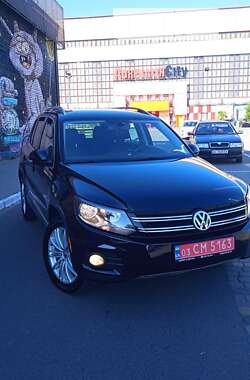 Внедорожник / Кроссовер Volkswagen Tiguan 2012 в Луцке