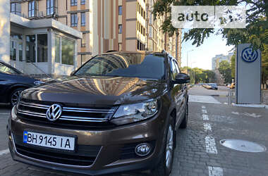 Внедорожник / Кроссовер Volkswagen Tiguan 2013 в Одессе