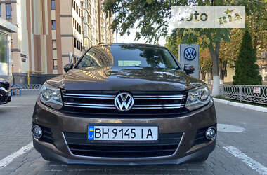 Внедорожник / Кроссовер Volkswagen Tiguan 2013 в Одессе