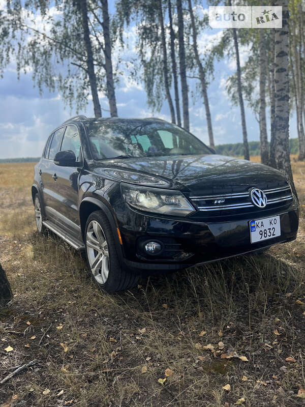 Позашляховик / Кросовер Volkswagen Tiguan 2012 в Житомирі