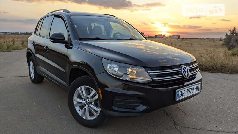 Внедорожник / Кроссовер Volkswagen Tiguan 2016 в Николаеве