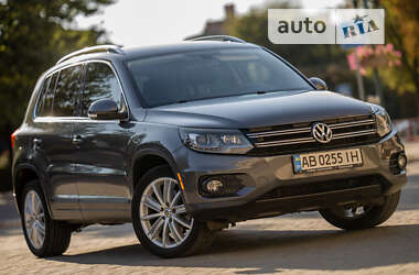 Позашляховик / Кросовер Volkswagen Tiguan 2015 в Могилів-Подільському