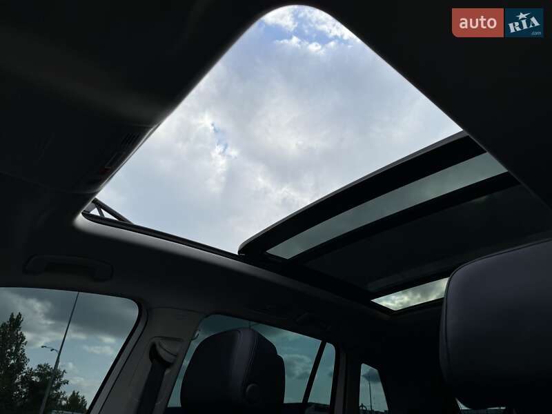 Внедорожник / Кроссовер Volkswagen Tiguan 2019 в Хмельницком