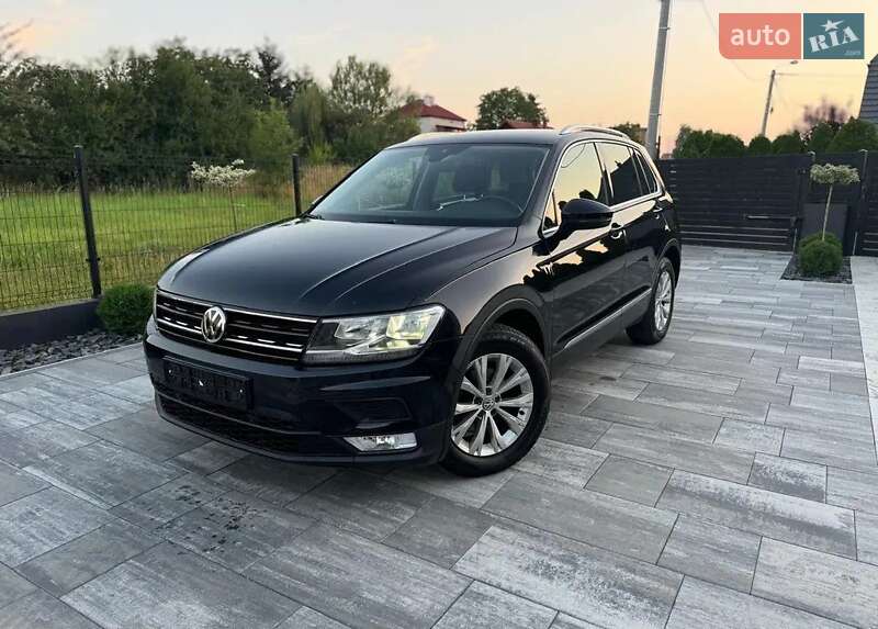 Позашляховик / Кросовер Volkswagen Tiguan 2017 в Львові