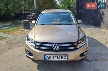 Внедорожник / Кроссовер Volkswagen Tiguan 2015 в Днепре