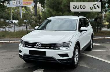 Універсал Volkswagen Tiguan 2017 в Одесі