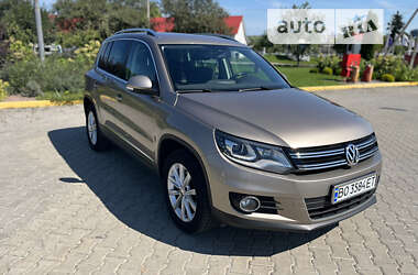 Внедорожник / Кроссовер Volkswagen Tiguan 2015 в Тернополе