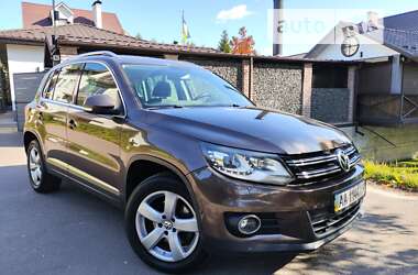 Внедорожник / Кроссовер Volkswagen Tiguan 2013 в Киеве