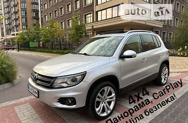 Позашляховик / Кросовер Volkswagen Tiguan 2016 в Києві