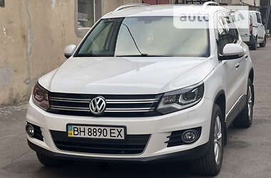 Внедорожник / Кроссовер Volkswagen Tiguan 2013 в Одессе