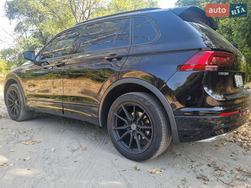 Позашляховик / Кросовер Volkswagen Tiguan 2020 в Дніпрі