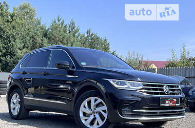 Позашляховик / Кросовер Volkswagen Tiguan 2021 в Луцьку