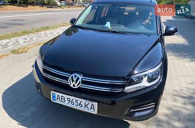 Внедорожник / Кроссовер Volkswagen Tiguan 2016 в 
