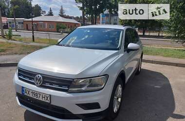 Внедорожник / Кроссовер Volkswagen Tiguan 2017 в Харькове