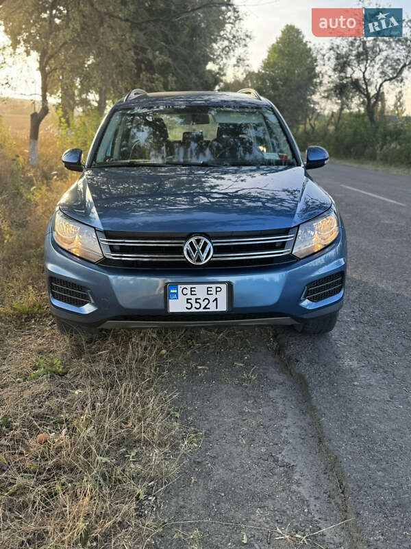 Позашляховик / Кросовер Volkswagen Tiguan 2018 в Чернівцях