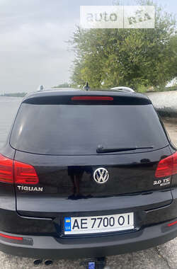 Внедорожник / Кроссовер Volkswagen Tiguan 2014 в Днепре