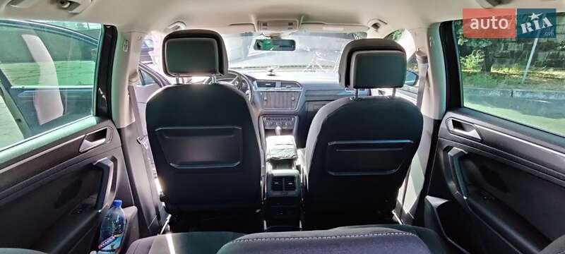 Внедорожник / Кроссовер Volkswagen Tiguan 2017 в Горишних Плавнях