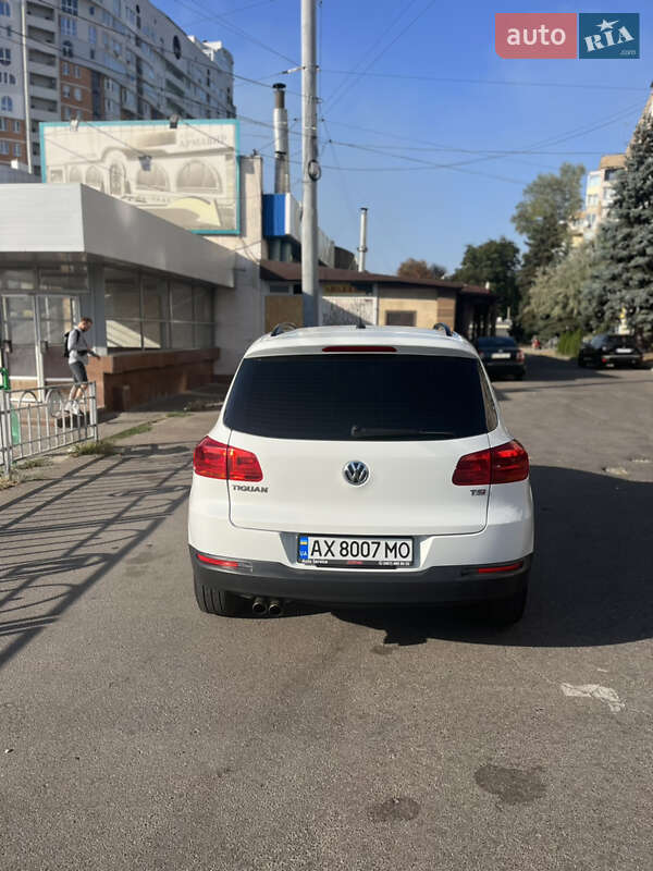 Позашляховик / Кросовер Volkswagen Tiguan 2015 в Харкові фото 4 Позашляховик / Кросовер Volkswagen Tiguan 2015 в Харкові