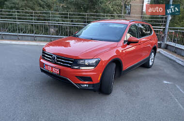 Внедорожник / Кроссовер Volkswagen Tiguan 2018 в Киеве