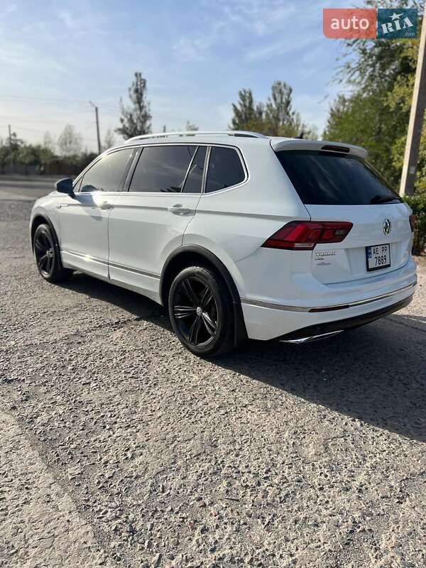 Внедорожник / Кроссовер Volkswagen Tiguan 2018 в Кривом Роге
