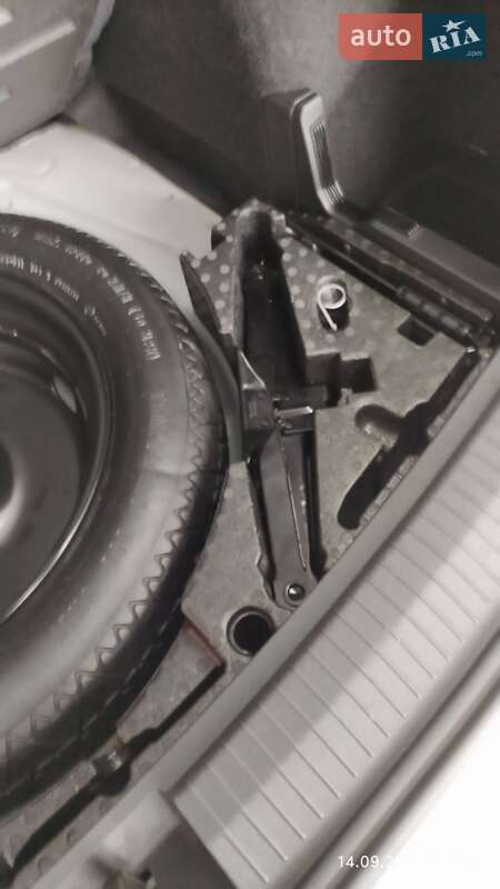 Внедорожник / Кроссовер Volkswagen Tiguan 2018 в Кривом Роге