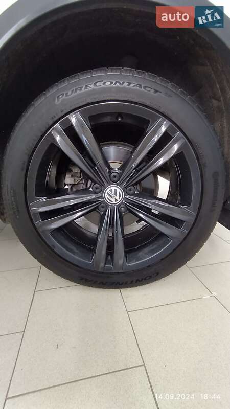 Внедорожник / Кроссовер Volkswagen Tiguan 2018 в Кривом Роге