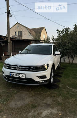 Позашляховик / Кросовер Volkswagen Tiguan 2018 в Зміїві